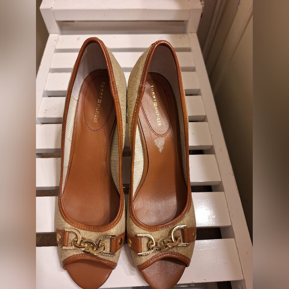 Tommy Hilfiger Gold and Brown Wedges